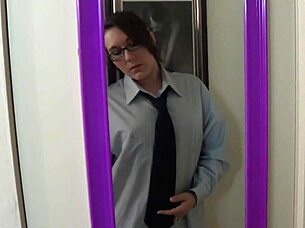 Sinn Sage curves up for intense mirror masturbation session