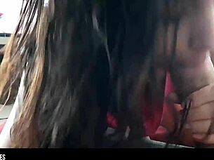 Amo Mete Pauzão Grosso Na Boca Molhada Deslizando Fácil!