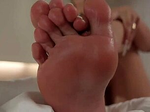 shalina devine's toes sucked deep as her pussy gets pounded hard