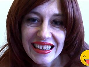 fetish queen explores her desires