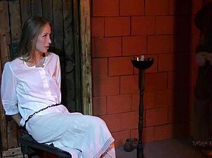 A sexy witch enchanted me with her deepthroat skills