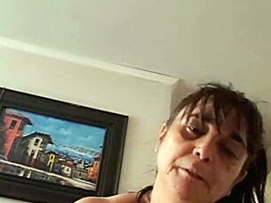 i make my young lover cum with my big tits