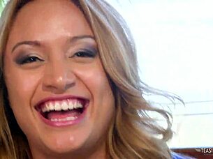 natalia robles sloppy blowjobs her boss then becomes his eager secretary