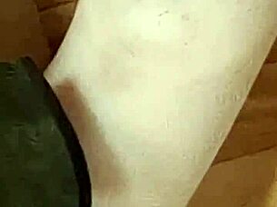 wanna fist elza koms tight ass and worship her curves