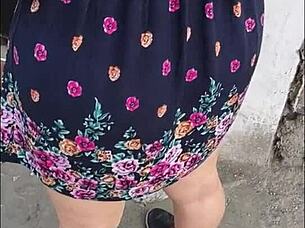 Guy hunts busty mature latinas flashing big asses on public streets