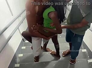 brazilian bull bbc pounds hotwife hard in amateur threesome