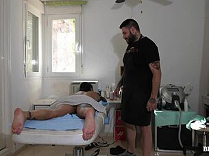 i melt when this milf's shaved pussy gets oiled massage happy ending