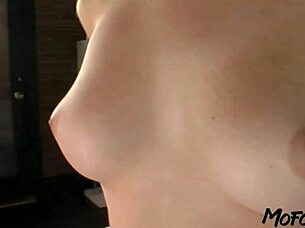 um i'm 18yo amateur gettin this huge sloppy facial ughh so good yeahh