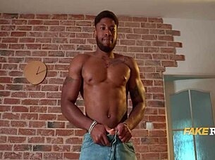 BIG BOOTY LATINA SHARES BED FOR BLACK COCK THREESOME