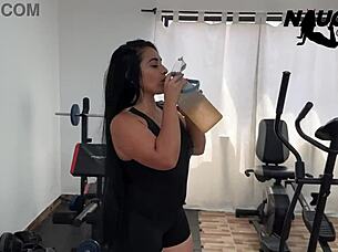 latina gym slut masturbates pussy solo teasing