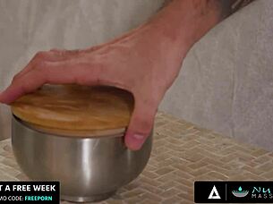 oh man i love this nuru massage... cute ebony ameena green rides me cowgirl deepthroat style french subs ughh