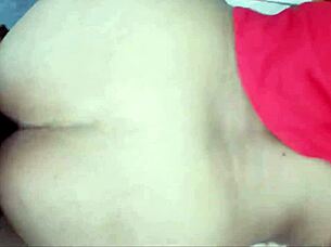 sexy latina milf shakes her huge juicy ass crazy