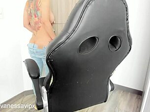 vanandjuani's webcam solo big tits masturbation tease