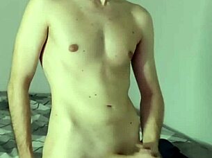 homemade webcam masturbation huge cumshot face closeup