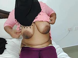 salma xxx arab beauty rides dirty with hindi audio hotel heat