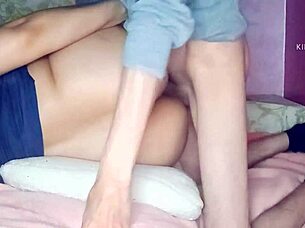 hey arab wife, wanna feel that thick cock deep in your ass?