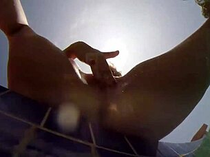 samantha rones fingers pussy clit close-up underwater intensely
