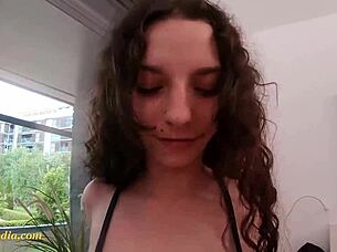 ohh godd thiss sweett petite teen babe justt 18 n soo tiny n tight i luv itt!!