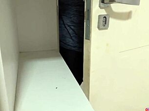 Spying on hot blonde showering til she catches me 😏🚿💦 what happens next!