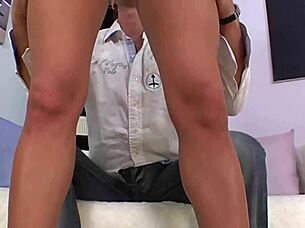 Britney's Squirts Soak You Super Wet!