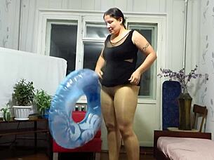 Milf bursts with joy inflating beach circle fetish