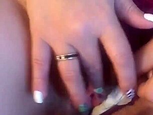 mature bbw wife cums hard soaking her panties in homemade fun 💦👙