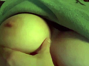 i love bouncing my big italian tits on camera