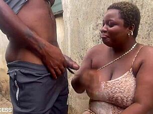 alphabaddie drops to knees for harveyxbush's outdoor blowjob