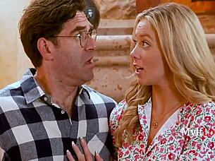 Pussyjuices' Wild Ride with Juicy MILF Ass