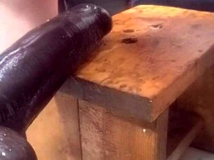 Huge Hankeys Dildos Pound Ass on Fucking Machine Toys