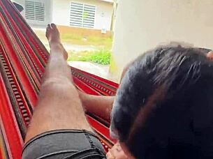 colombian girlfriend sneaks public street blowjob on boyfriend