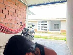 colombian girlfriend sneaks public street blowjob on boyfriend