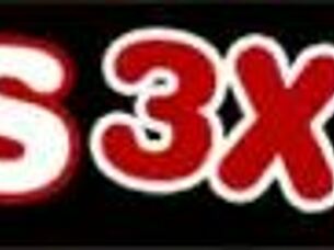 big ass babe caught mid-show joins wild pounding ride