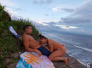 i fucked a hot beach blonde