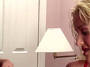 i pound her massive ass in lingerie doggystyle