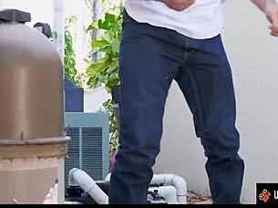 Watch this sexy milf flash big tits pussy in steamy amateur foreplay ride