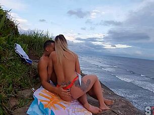 i fucked a hot beach blonde