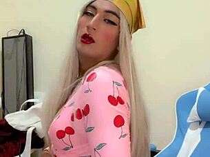 sexy trans in pink pajamas ready to tease you