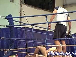 petite beauty gets pussy licked hard by hot babe 👅😍