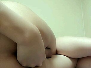 shemale ting fists and dildos her tight asian anus wide