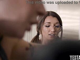 i fuckin milf gf so hard nerdy
