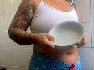 i want cuddles on my pussy