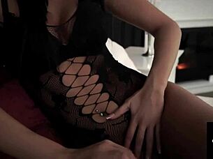 ckxgirl arabianchick teases private webcam dance show