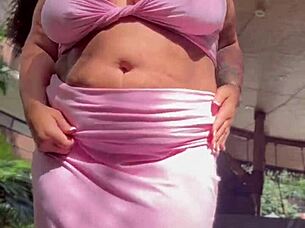 whoa bbw milf's huge saggy tits tease on holiday!