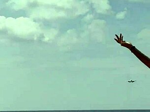 monika fox poses sexy pink bikini beach stars