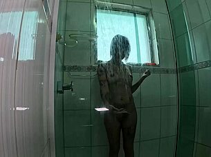 annie clementine anal fisting juicy big pussy wet feet challenge