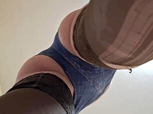 goddess elza kom's huge ass worship sexy ebony slave