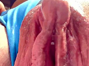 my huge clit drippin with tons of juicy pussy