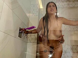 beautiful busty curvy babe calls stud to fuck her hard!