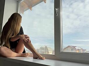 Neighbor, watch me squirt outdoors while seducing you publicly?